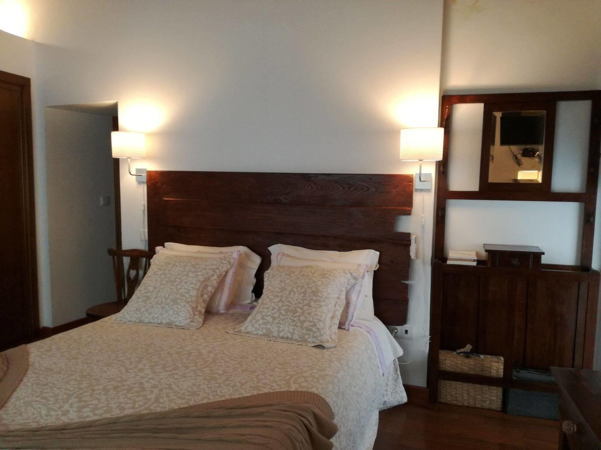 O Ze Ja Dormiu Aqui Villa Celeiros ภายนอก รูปภาพ