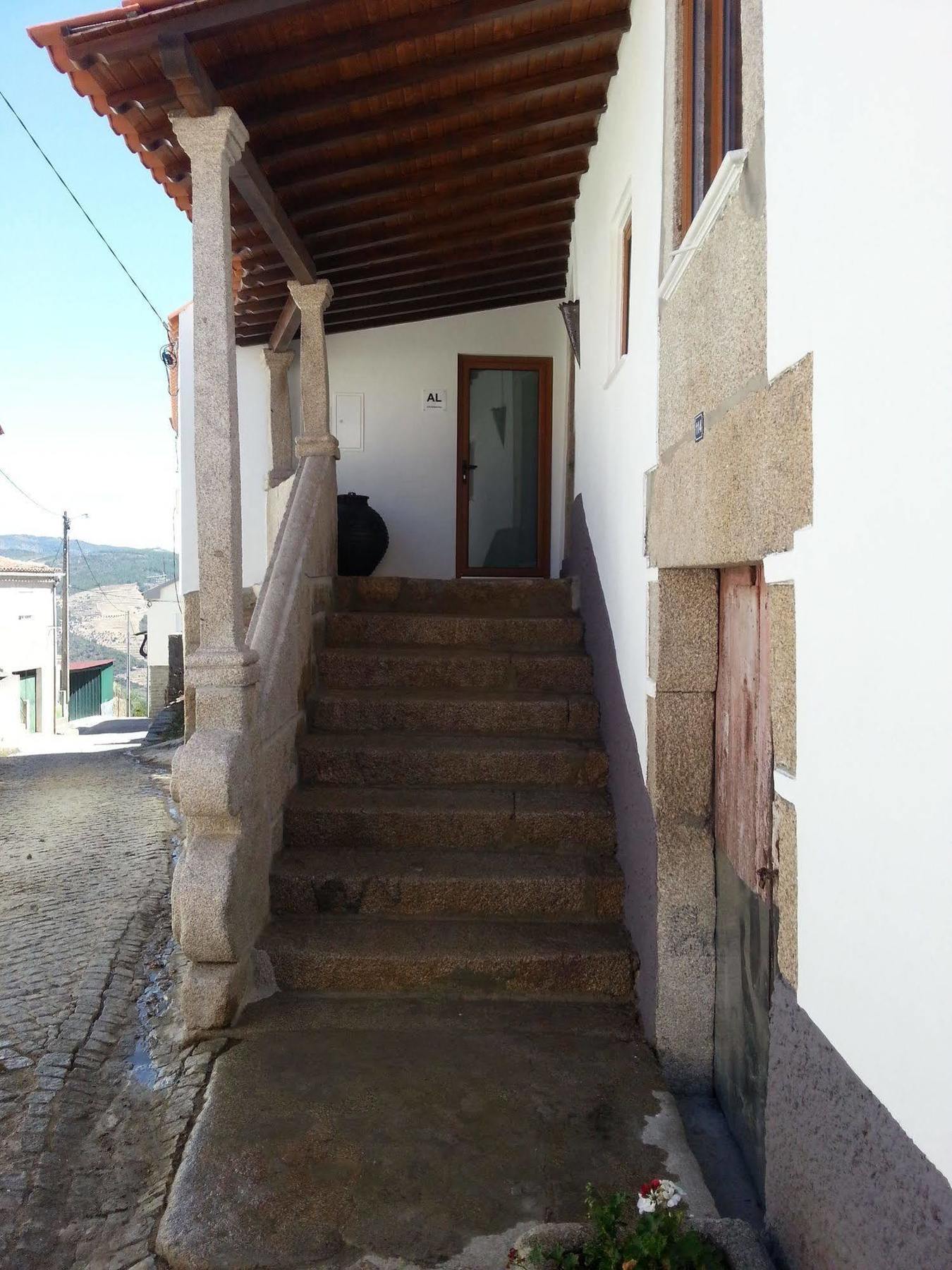 O Ze Ja Dormiu Aqui Villa Celeiros ภายนอก รูปภาพ